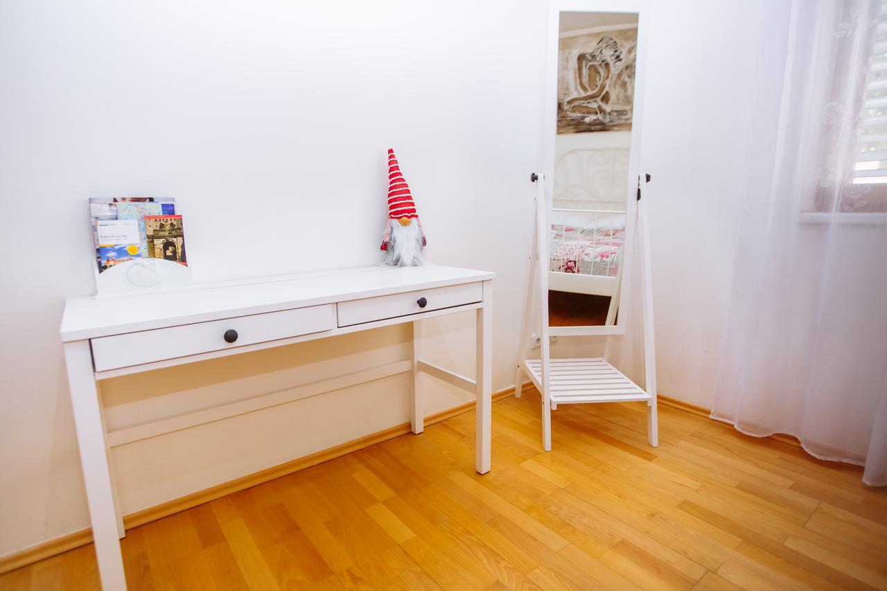 Beautiful Apartment In Central Residence プラハ エクステリア 写真