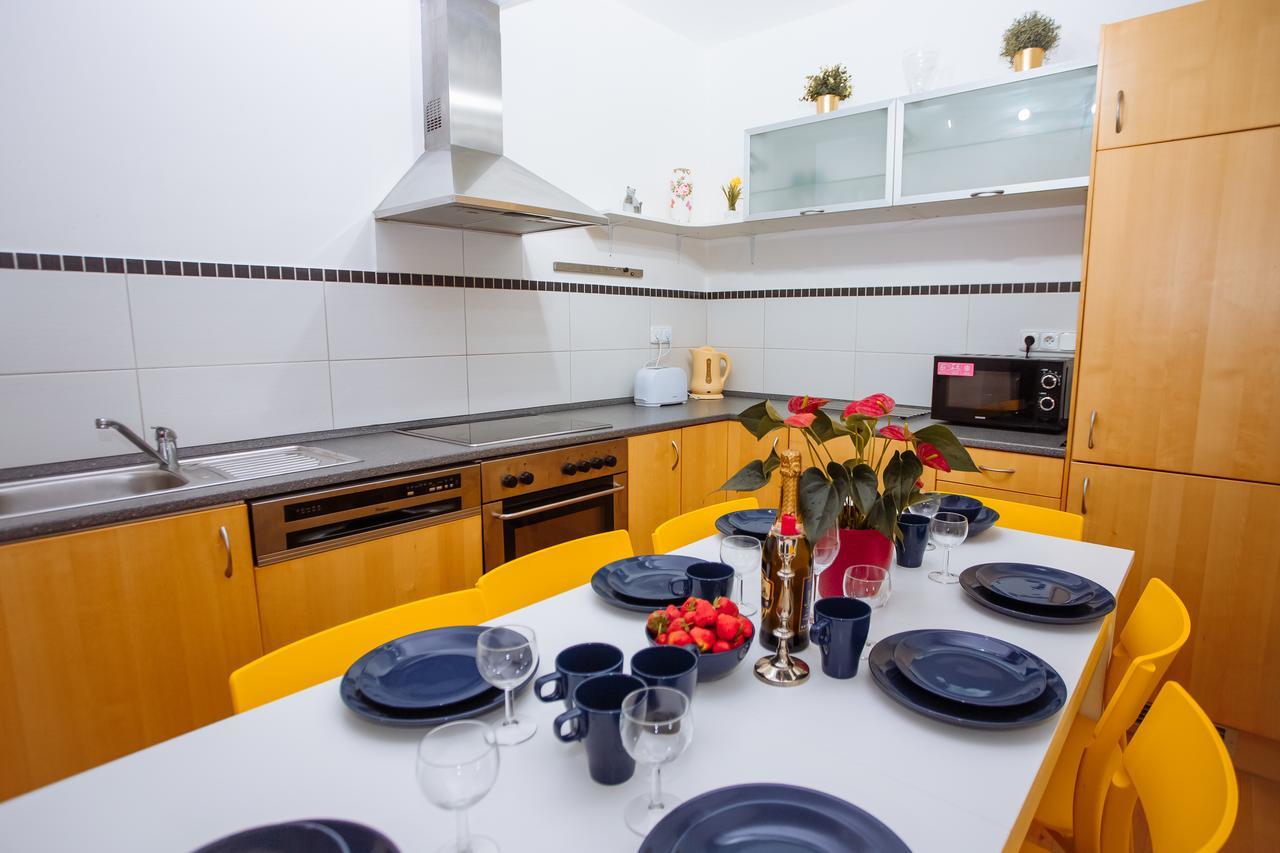 Beautiful Apartment In Central Residence プラハ エクステリア 写真