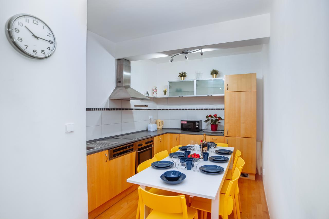 Beautiful Apartment In Central Residence プラハ エクステリア 写真